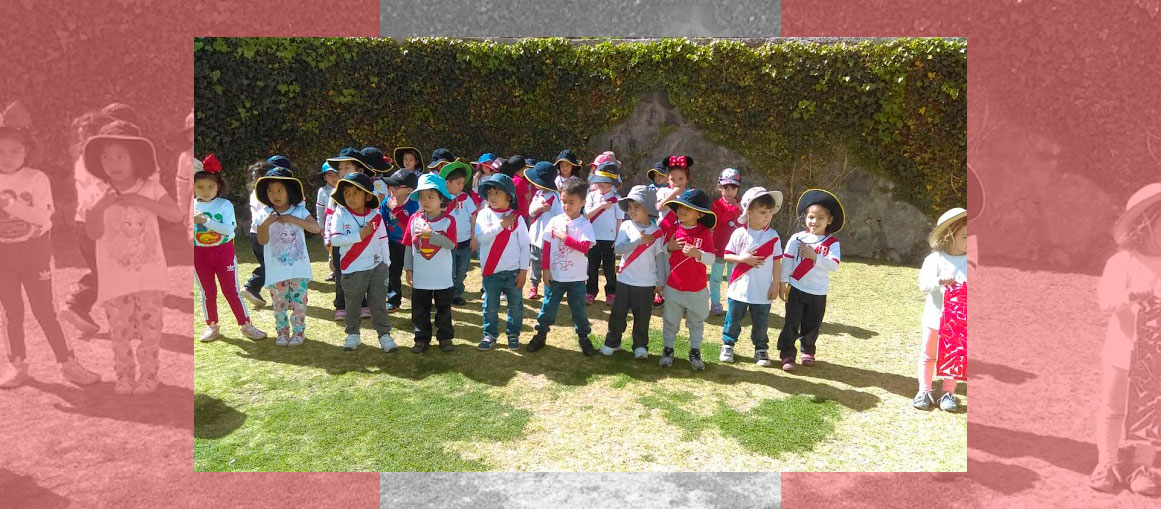 De rojo y blanco celebramos al Perú