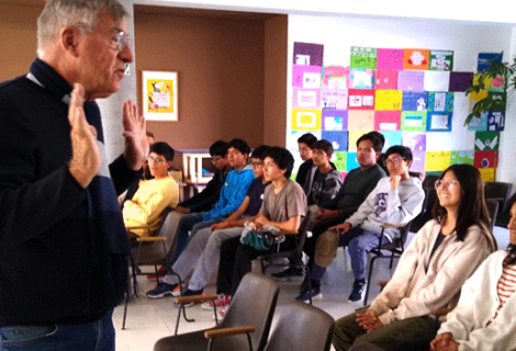 Charla del profesor François Lisambert sobre las energías renovables / Conférence du professeur François Lisambert sur les énergies renouvelables