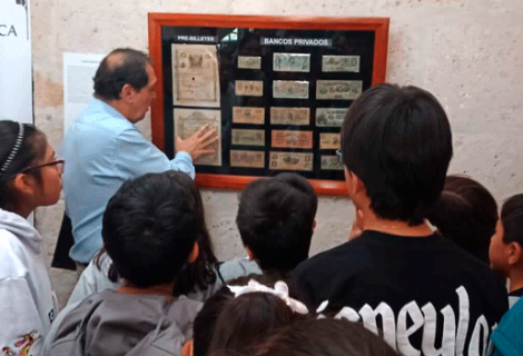 Visita a la I Convención Numismática de Arequipa / Rencontre  Numismatique à Arequipa