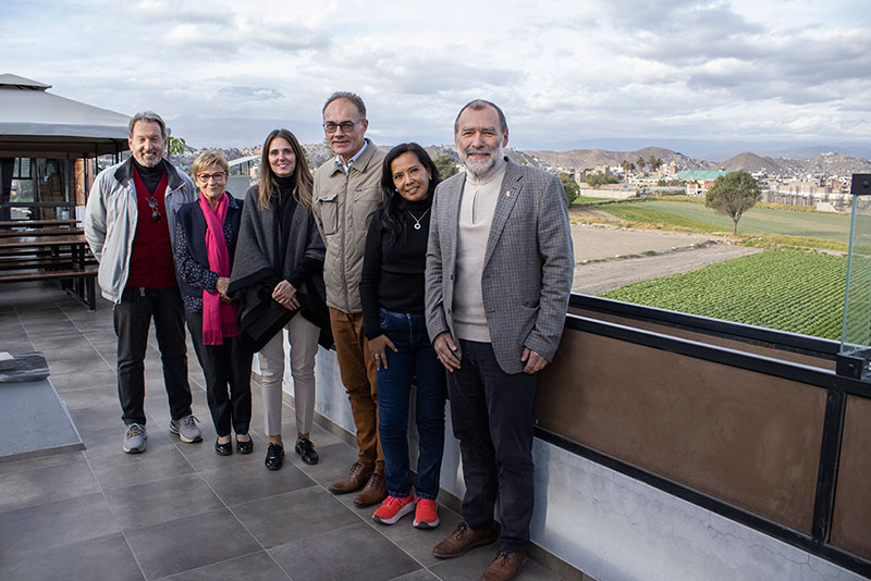 Visita de los señores Jürgen Mattmann y Benedikt Schürholz, Director y Vicedirector respectivamente, del Colegio Peruano Alemán Max Uhle.