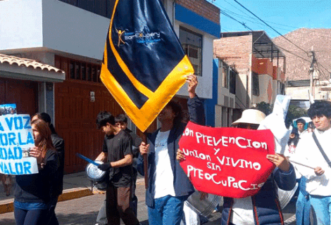 Marcha por la seguridad ciudadana en Tiabaya / Marche pour la sécurité citoyenne à Tiabaya