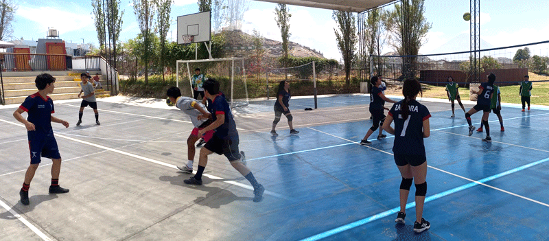 Partidos amistosos de futsal y voley