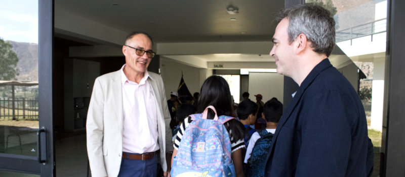 Visita del Cónsul de Francia
