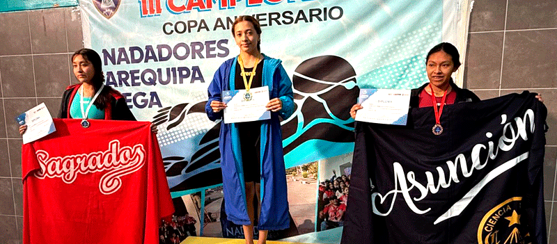 ¡Logro en natación! ¡Logro en natación!