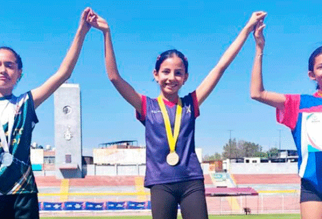 ¡Orgullo STEX en atletismo! ¡Orgullo STEX en atletismo!