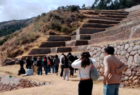 Tras las huellas del Tahuantinsuyo Tras las huellas del Tahuantinsuyo