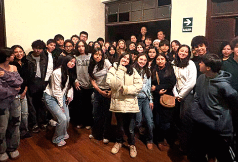 Visita al teatro: La casa de Bernarda Alba Visita al teatro: La casa de Bernarda Alba