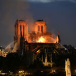 Incendio en Notre Dame - foto por Bertrand Guay/AFP/Getty Images)